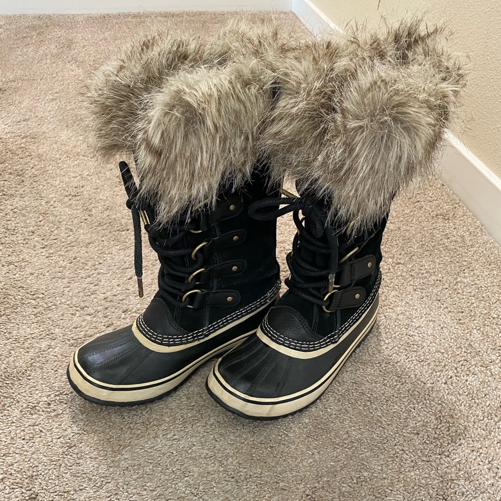 Sorel black Joan of arctic boots